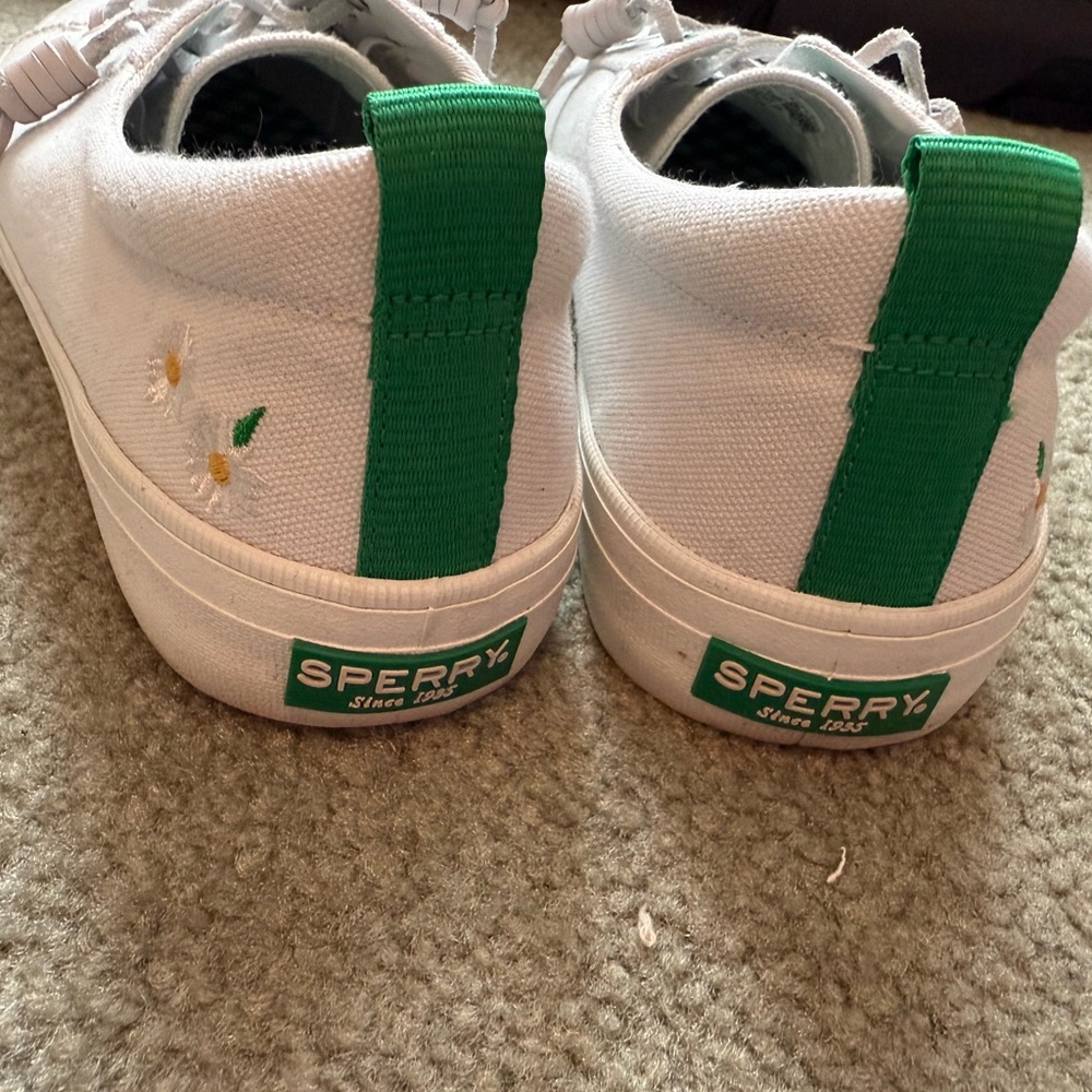 Sperry White Canvas Sneakers with Green Accents The summer I turned pretty - Picture 3 of 5
